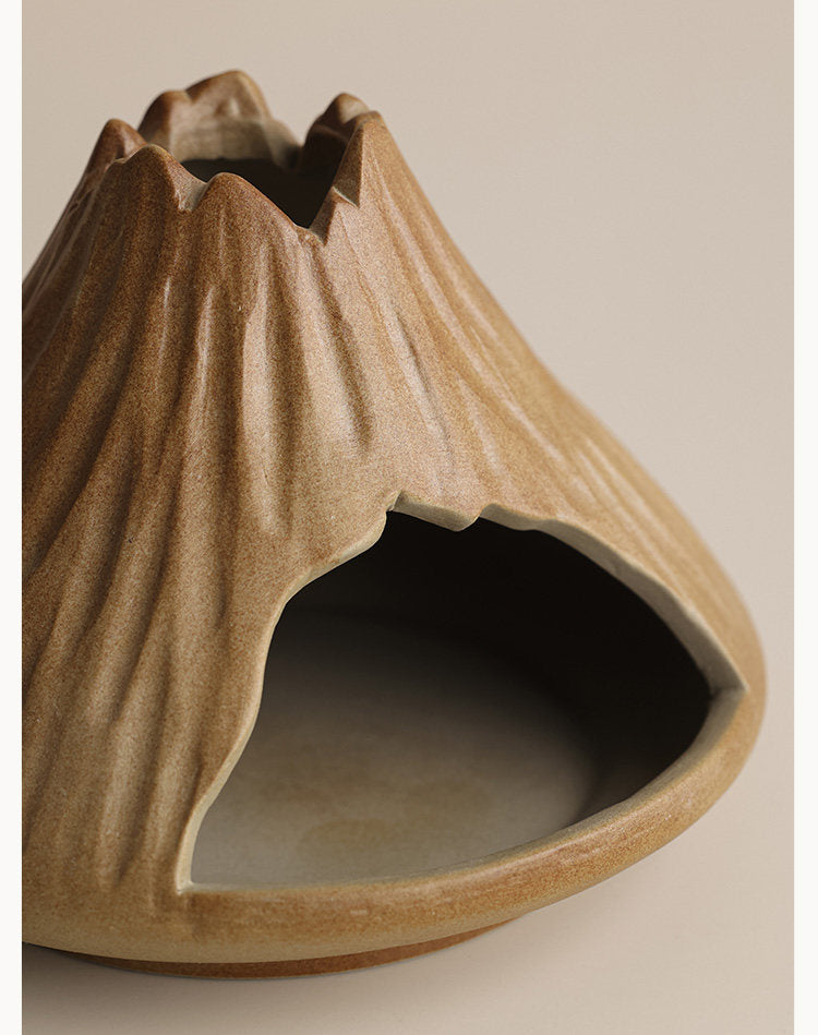 Sanctuary from the Core – Ceramic Smudge & Palo Santo Set