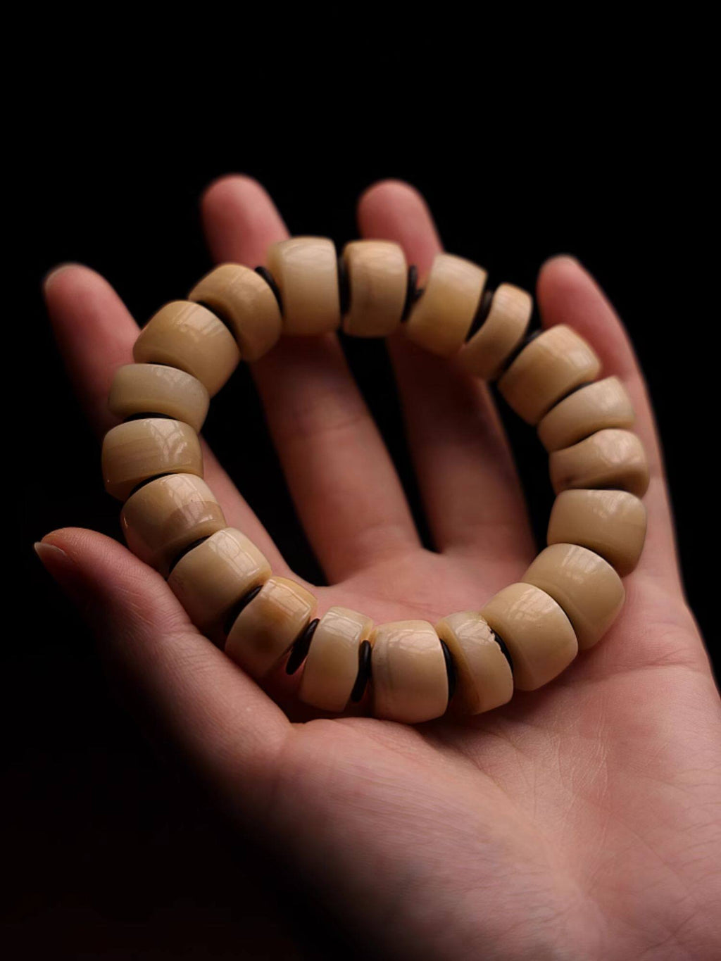 The Primal Bone Mala – Single‑Circle Yak Bone Bracelet