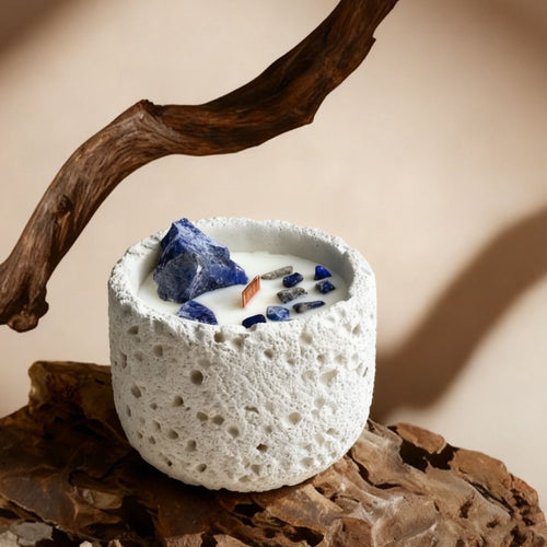 Earth Chakra – Crystal-Infused Aromatherapy Candle