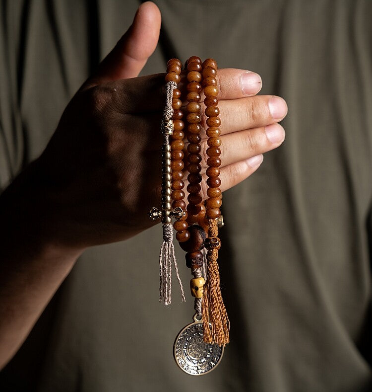 The Eternal Bond – Hand-Carved Aged Yak Bone Mala