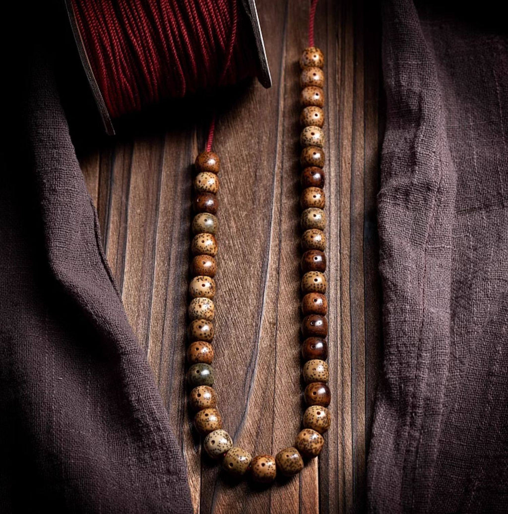 The Vintage Star‑Moon Mala – Aged Tianshan Agate & Bodhi Seeds