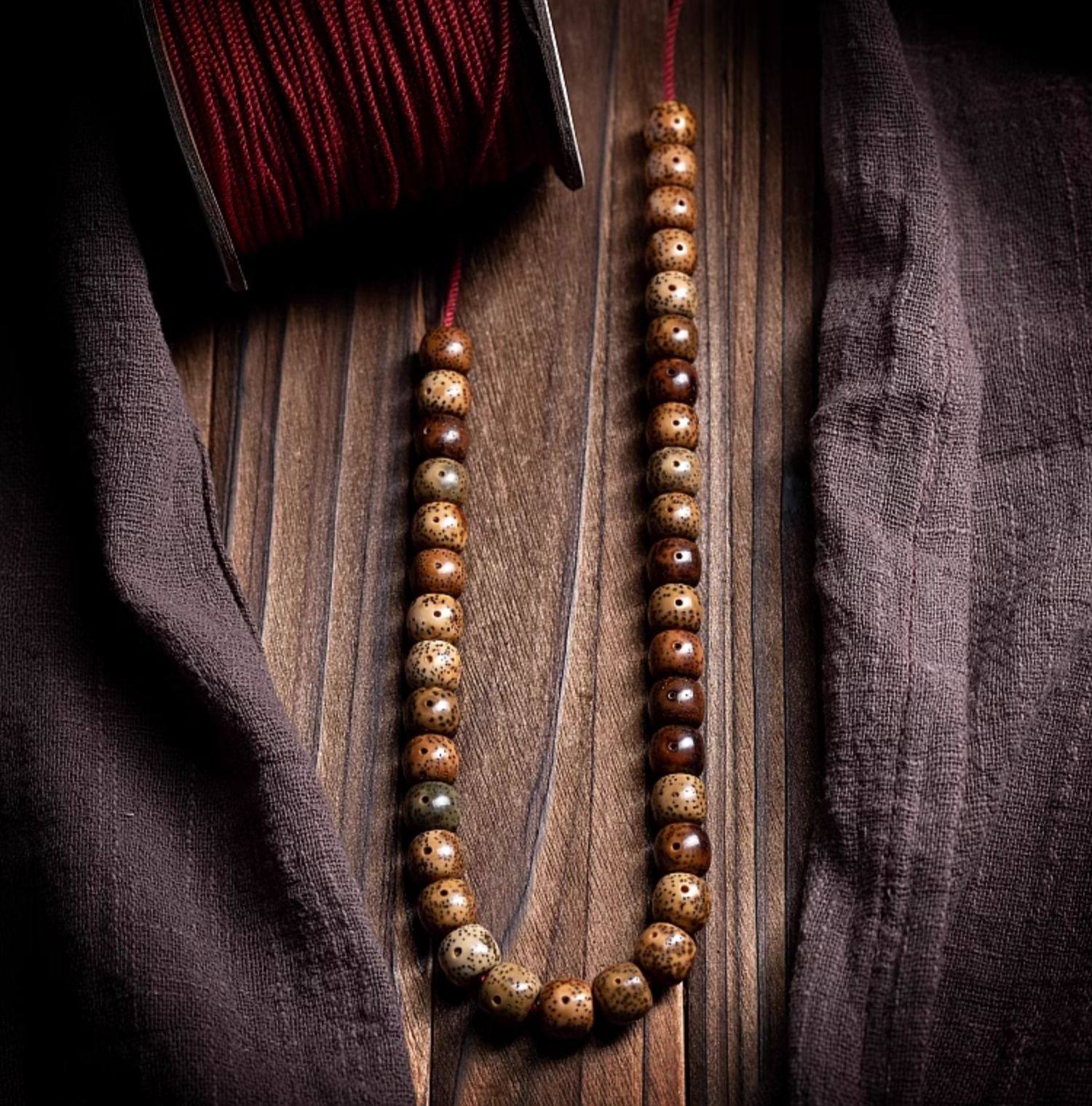 The Vintage Star‑Moon Mala – Aged Tianshan Agate & Bodhi Seeds