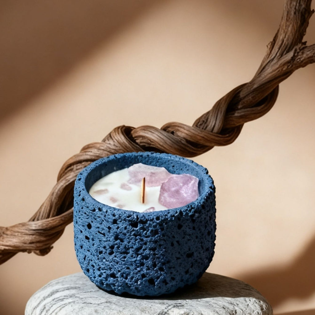 Earth Chakra – Crystal-Infused Aromatherapy Candle