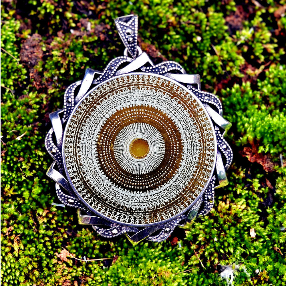 963Hz Cosmic Awakening Frequency | Solfeggio Frequency Necklace for Activating the Pineal Gland through Vibration and Crystal Resonance